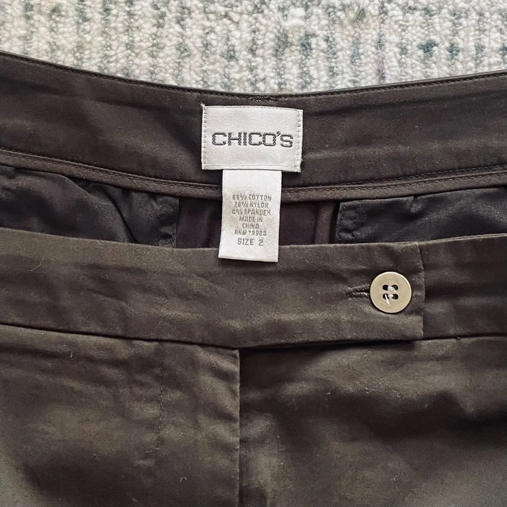 Chico's Brown Bermuda Shorts Tailored Flat-Front Design